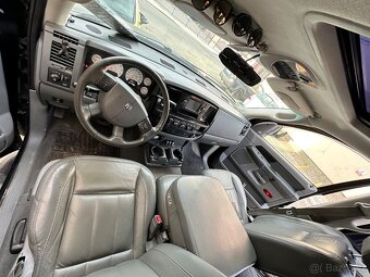 Dodge RAM 1500 5.7HEMI 2006 laramie - 7