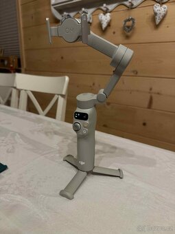 DJI Osmo Mobile 7 – výborný stav, jako nový - 7