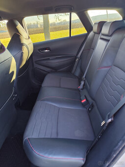 Toyta Corolla Hybrid Touring Sport - Sleva - 7