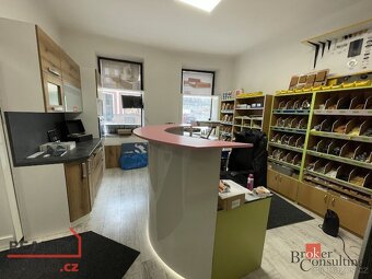Pronájem, komerční/obchodní prostory, 30 m2, Pražská 6/17, 2 - 7