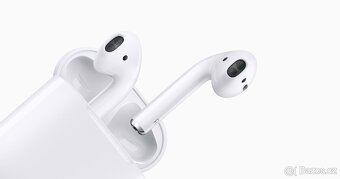 Bezdrátová sluchátka Apple AirPods (2019) (MV7N2ZM/A) - 7