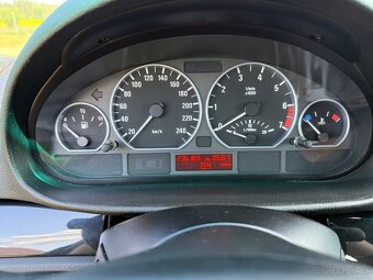 BMW E46 330i M-paket - 7