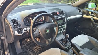 ŠKODA OCTÁVIA 2 RS kombi - 2,0TFSi 147kW Manuál. - 7