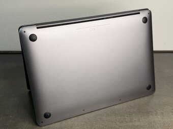 MacBook Pro 13'' 2020 / M1 / 16GB / 512GB SSD / Space Gray - 7