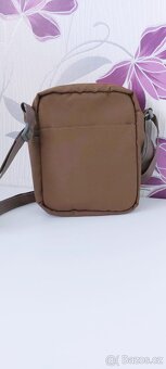 MENŠÍ CROSSBODY - 7