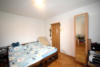 Pěkný 2+1, 60,4 m2, v cihlovém domě, se dvěma balkony, Žate - 7
