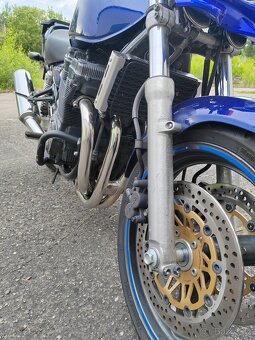 Suzuki gsx 750 Inazuma - 7