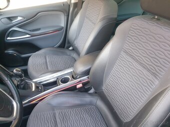 Opel Zafira C Tourer - 7