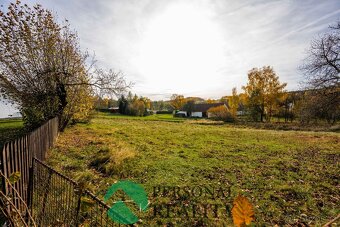 Prodej stavebního pozemku 2 232 m², Mlýny, ev.č. 02547 - 7