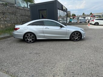 Mercedes-Benz E 400 2016 - 7