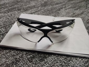 ochranné brýle UVEX - 7