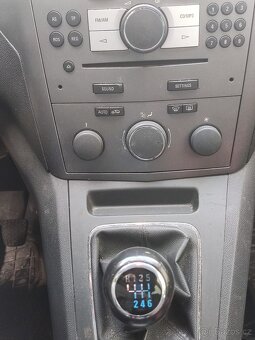 Opel Zafira 1.9 CDTI 88 kW, MPV - 7