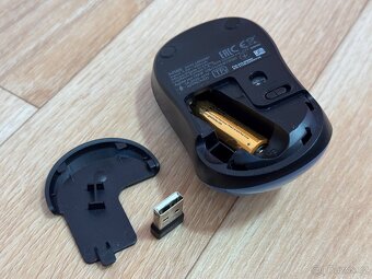 LOGI bezdrátová myš - perfektní stav - 7