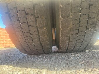 Tahač Volvo 6x2 - 7