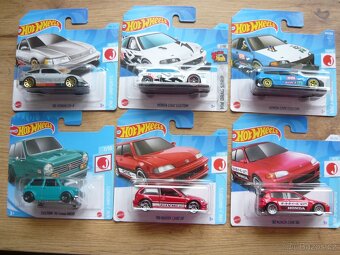 AUTÍČKA HOT WHEELS - 7