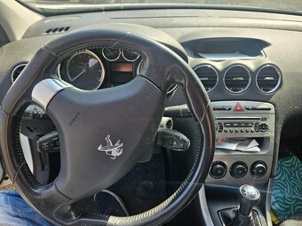 Peugeot 308 Access 1.4 72 kW r.v. 2013, 155.000 km, Hlava KO - 7