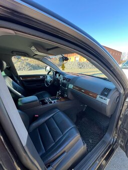 Volkswagen Touareg 3.0tdi 165kw - 7