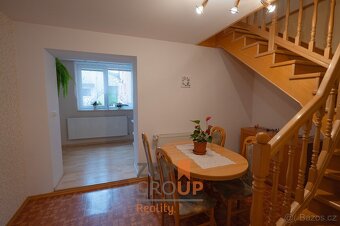 Prodej rodinného domu 4+1 s bazénem o rozloze 144 m2, ulice - 7