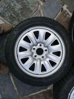 prodám zimní komplety 205/55 R16 - 7