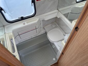 Adria Forma 470, 4 osoby, stan, wc, 100km/h, pevná postel - 7