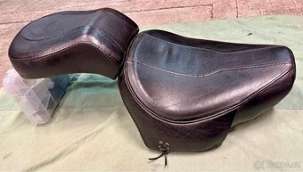 Motocyklová sedla a různé díly pro modely Harley - Davidson. - 7
