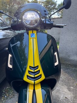 Vespa 300 - 7