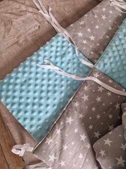 Postýlka s vybavením - 7