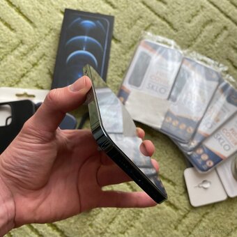 IPHONE 12 PRO MAX 128GB - MODRÝ - jako nový - 7