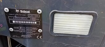Bobcat e26 - 7