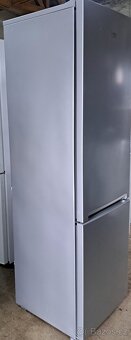 Kombinovaná lednice Beko, stříbrná. - 7