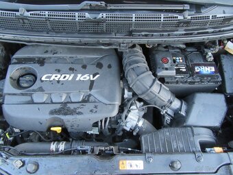 Kia Carens 1,7 CRDI, model 2016, pravidelný servis - 7