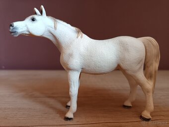 SCHLEICH SBĚRATELSKÉ FIGURKY KONĚ 168 - 7