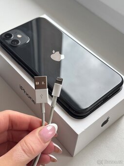 Apple iPhone 11 64GB - 7