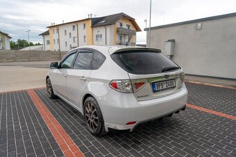 Subaru Impreza 2.0D - 7