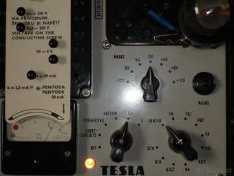 Zkoušeč elektronek Tesla BM215a - 7