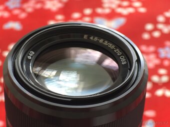 Sony E 55–210mm f/4.5–6.3 OSS (Optical SteadyShot) - 7