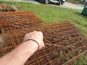 Kari sítě  - 15kč / kg - 7