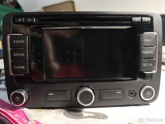 VW RNS315 BT DAB autorádio navigace 3C0035279M - 7
