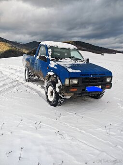 Predám/ vymením Nissan Navara D21 2.7 TD - 7