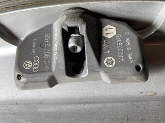 AUDI 18" - 7