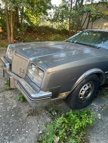 Buick Riviera V8 5.5  před renovací - 7