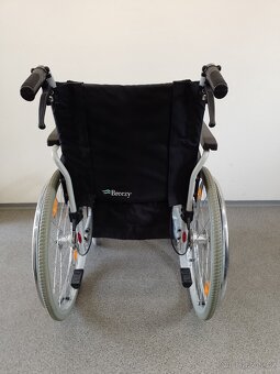 Skládací mechanický invalidní vozík se ZÁRUKOU - 7