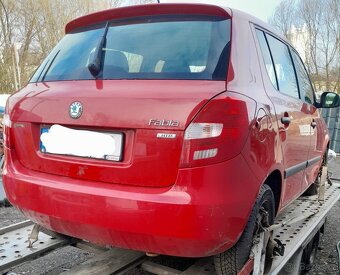 nd z škoda fabia 2 1.2tsi 63kw stříbrná modrá červená bílá - 7