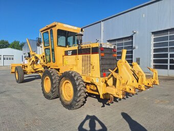 CAT 12 H - 7