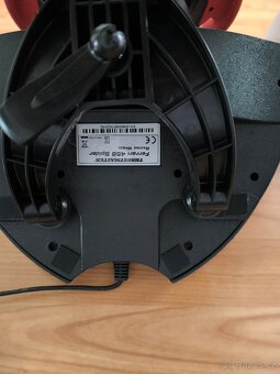 Thrustmaster Ferrari 458 Spider volant na Xbox - 7