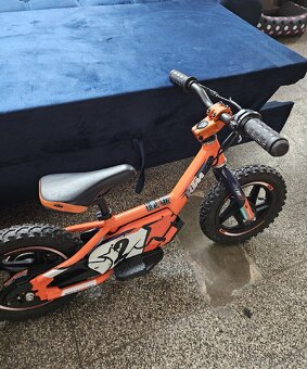Elektrické odrážedlo Stacyc 12 KTM - 7