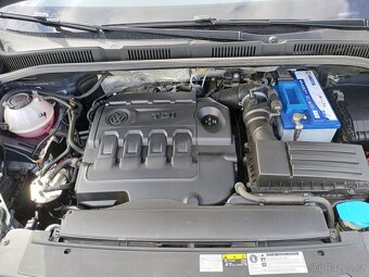 VW Sharan 7 místný - 7