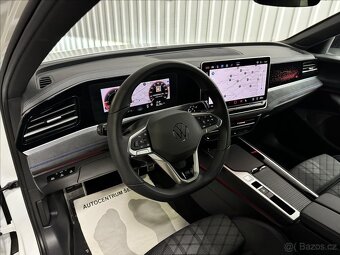 Volkswagen Passat R-Line 142kW 4Motion Black LED - 7