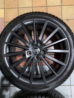Alu kola Škoda R18 5X112 ZÁNOVNÍ ZIMNÍ PNEU 225/40 R18 TURIN - 7