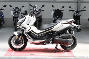 Zontes 368 Gizmo - adventure scooter - AKCE - 7